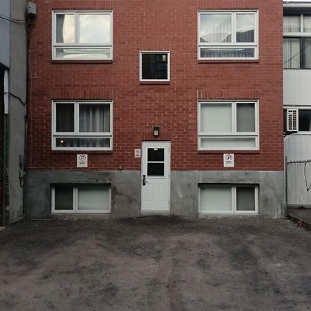 Wonderful Studio In Little Italy With Full Bath By Den Stays Montréal Kültér fotó