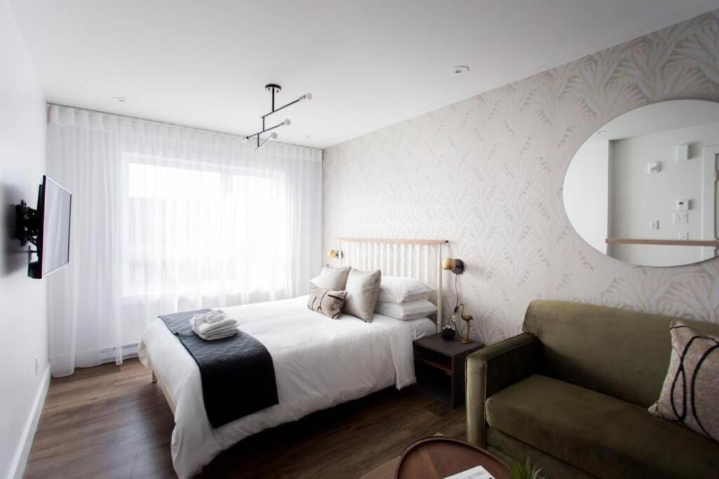 Wonderful Studio In Little Italy With Full Bath By Den Stays Montréal Kültér fotó